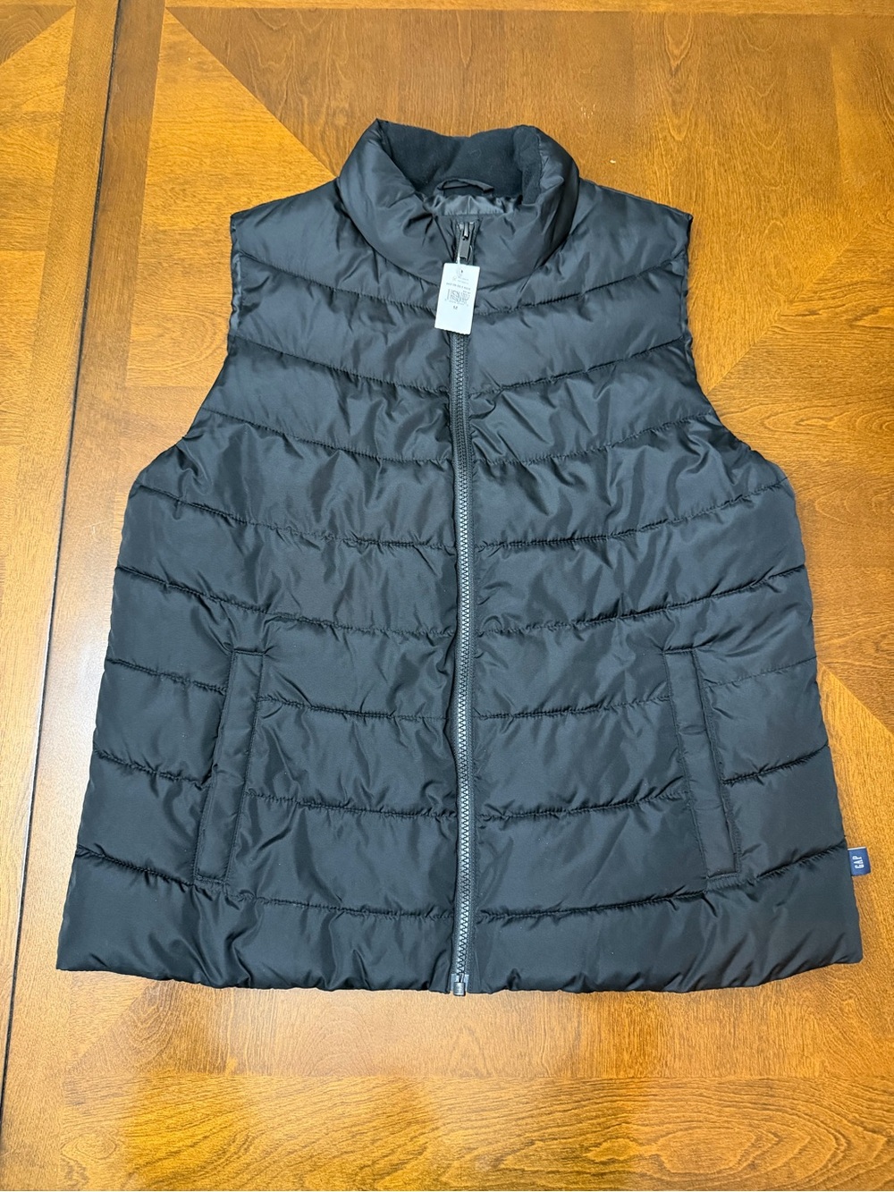 NWT Gap Women’s Medium Black ColdControl Puffer Vest Water Resistant